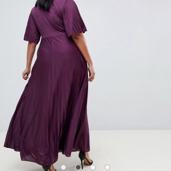 Plum Kimono Dress NWT - Picture 2 of 3